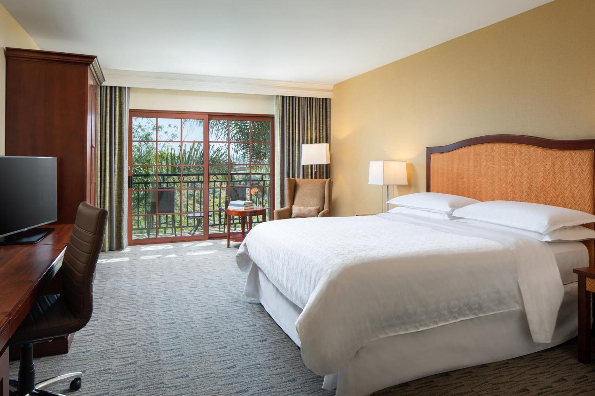 Sheraton Carlsbad Resort & Spa Exterior photo